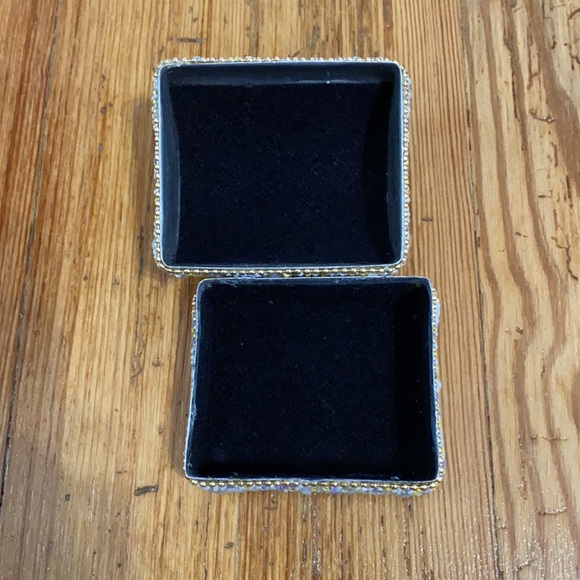 Beaded small Jewelry box - Picture 10 of 10